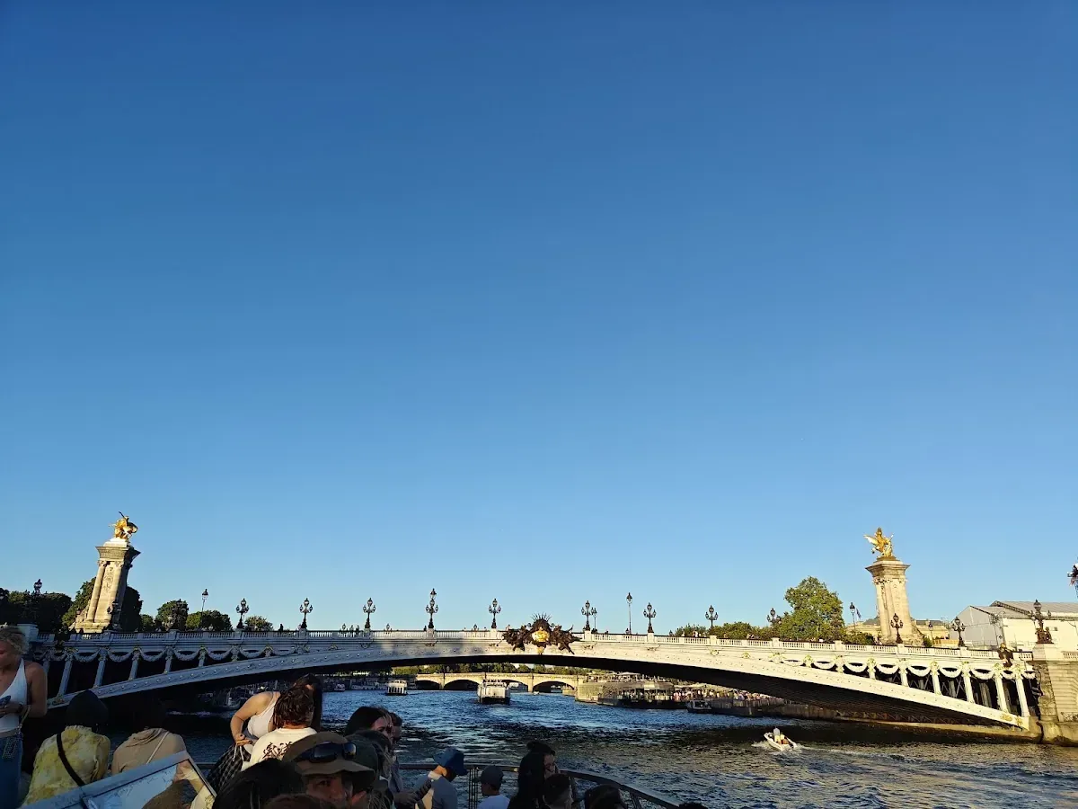 Guest photo from Bateaux Parisiens by Udit Anand