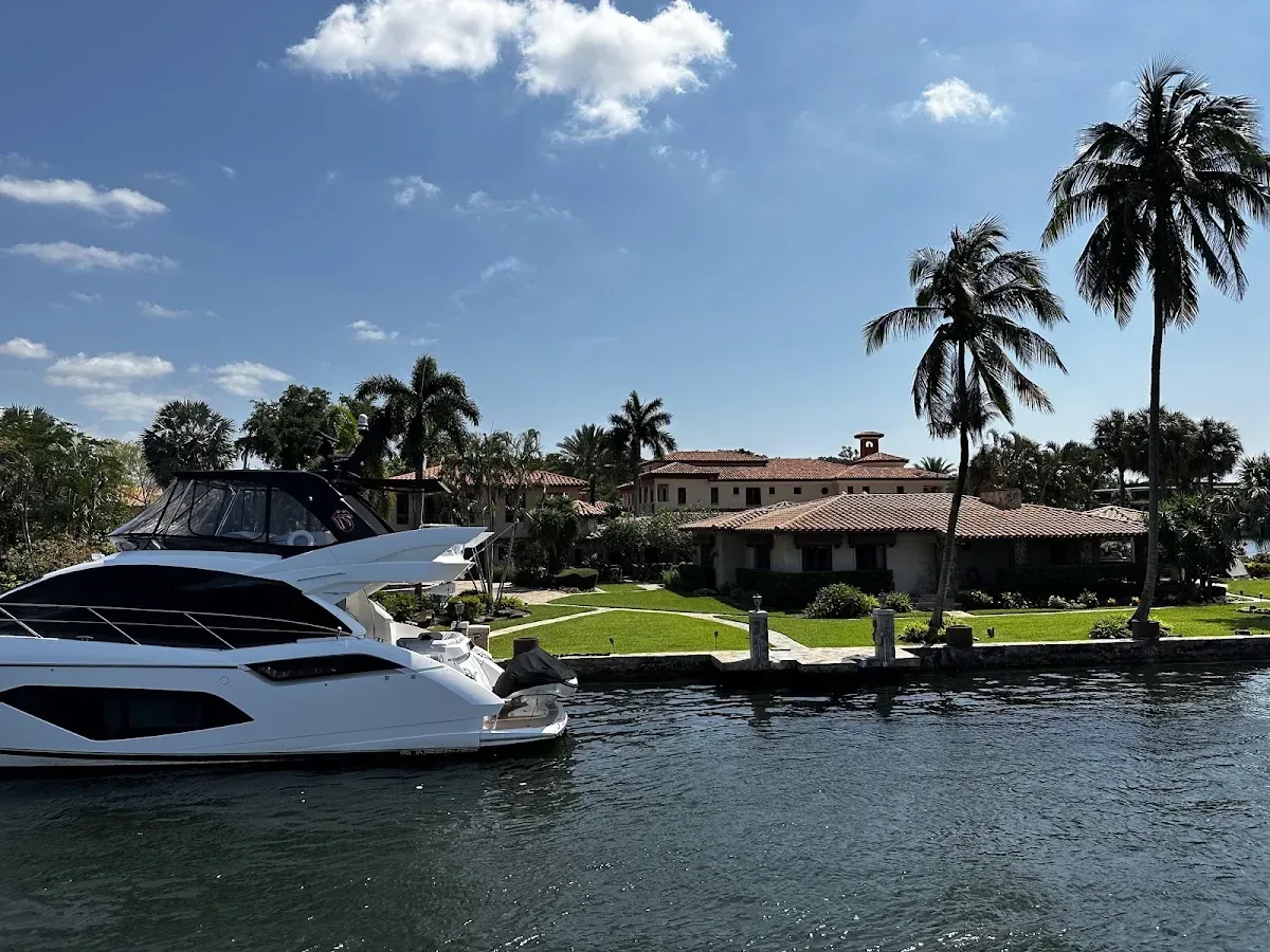 Guest photo from Carrie B Cruises Venice Of America Tour by Bran