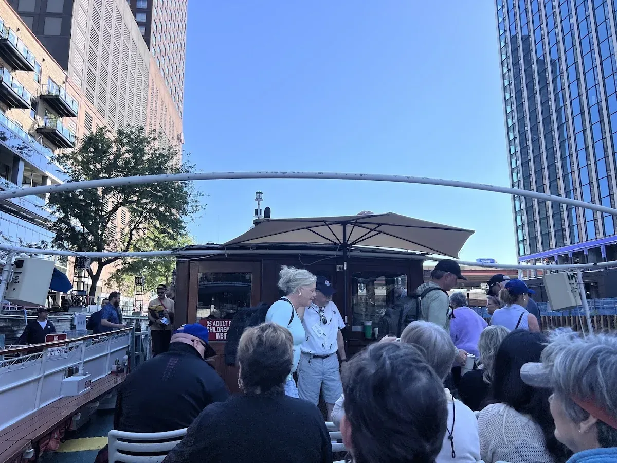Guest photo from Chicago Line Cruises by Diane Wohlfiel