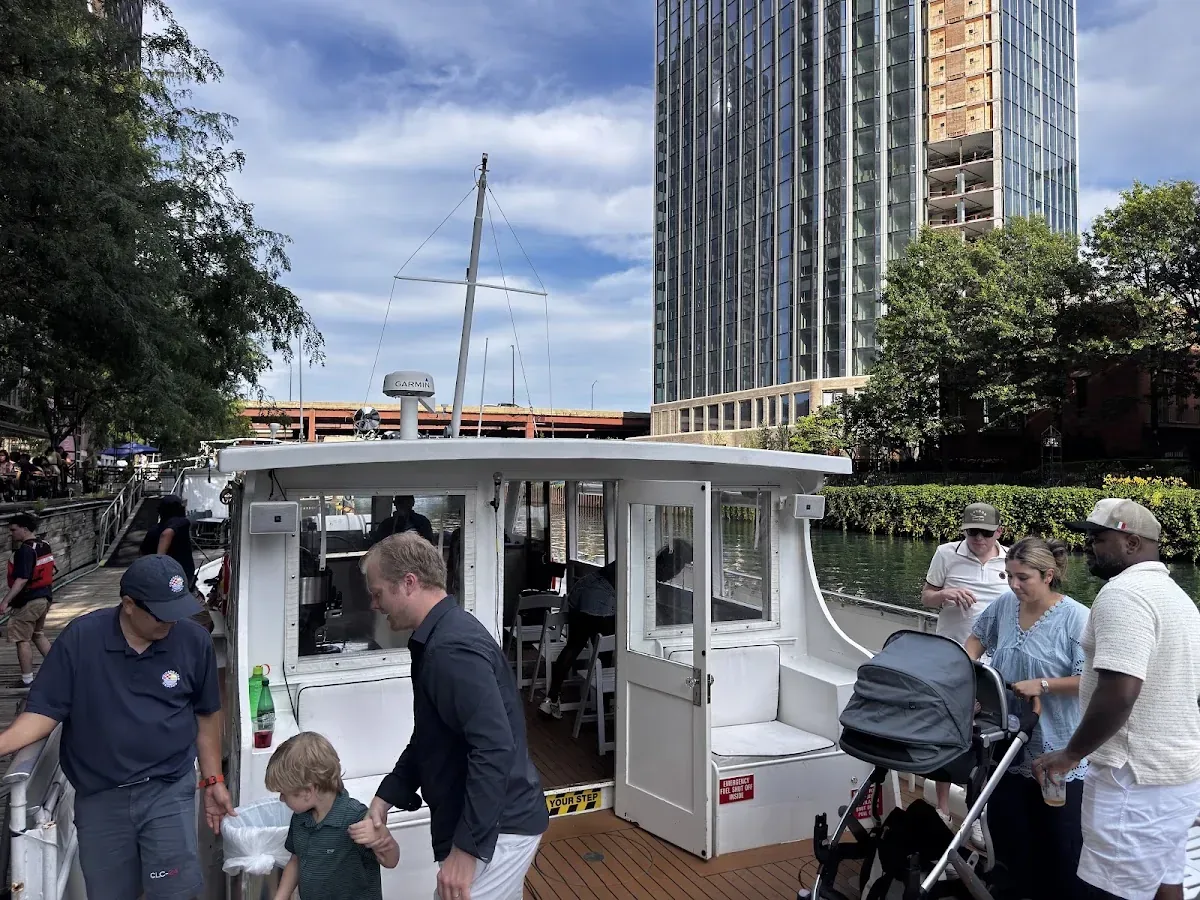 Guest photo from Chicago Line Cruises by Ricky Batista